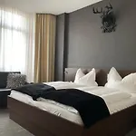 Lindenhof 3* Düsseldorf