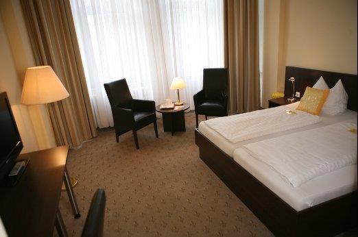 Lindenhof Hotel 3*